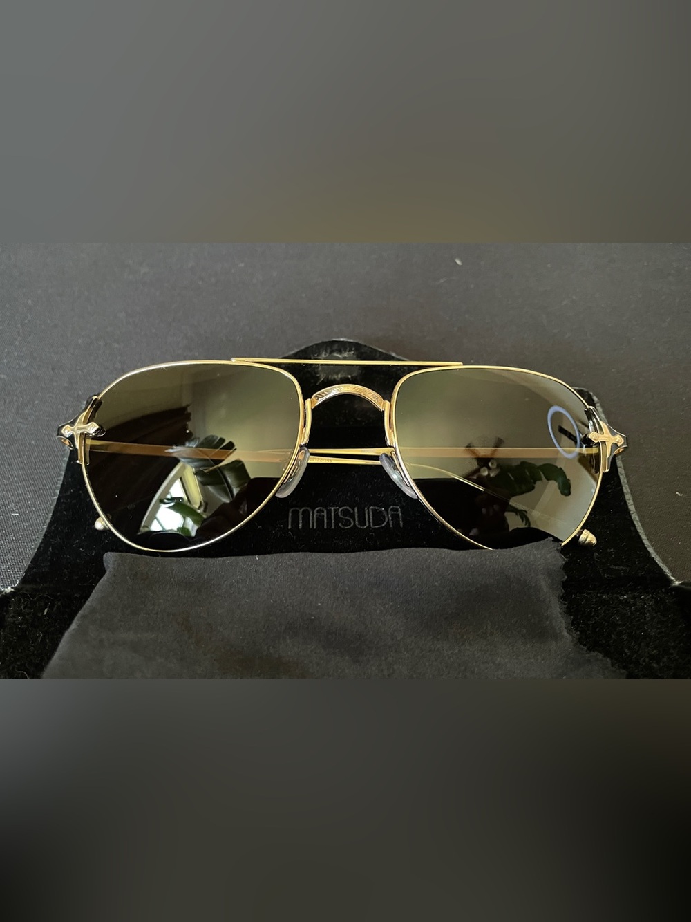 Matsuda M3072

Men's Gold Aviator Sunglasses - Green/Olive